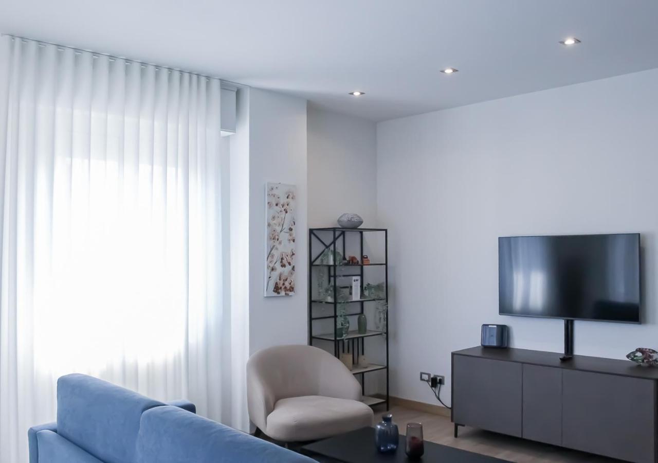 Bmp Apartment Atmosphere 2 Centrale, Vista Mare, Parcheggio 리치오네 외부 사진