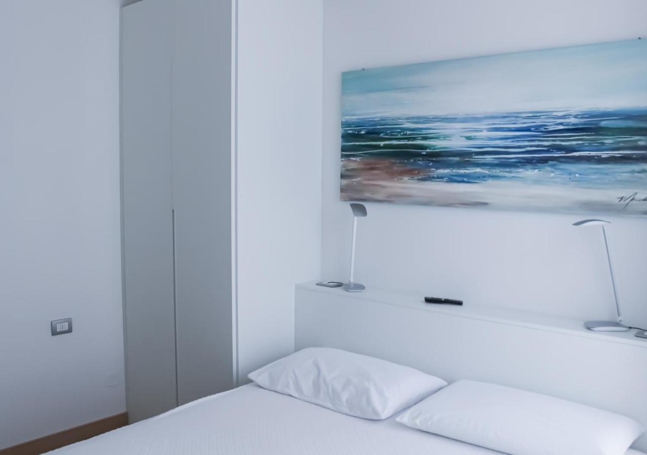 Bmp Apartment Atmosphere 2 Centrale, Vista Mare, Parcheggio 리치오네 외부 사진